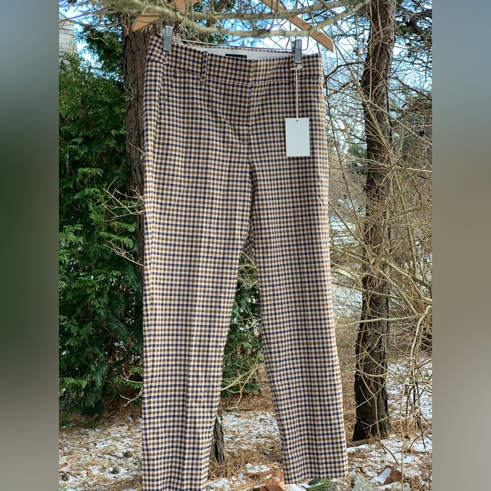 New J.Crew Pants - Size 6 - Stylish and Perfect Fit!